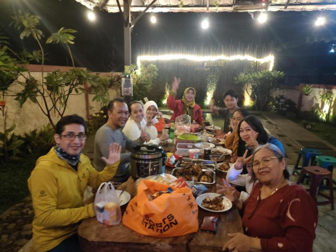 Wooden House Paseban Villa Bogor Luaran gambar